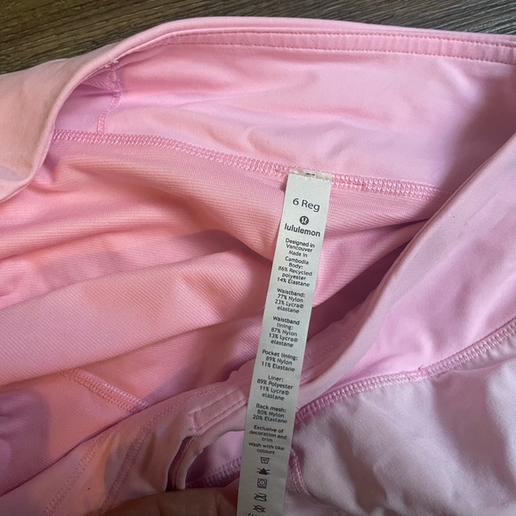 Lululemon Miami pink speed up shorts 2.5” - Picture 4 of 4